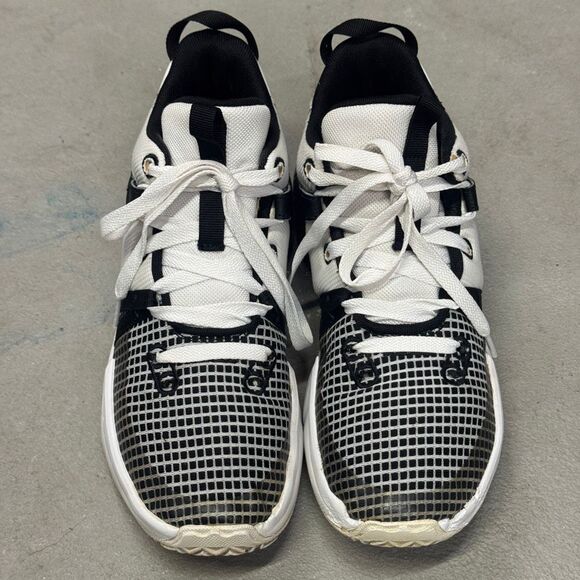 Nike Youth Lot of 3 LeBron Witness 7 GS Basketball Sneakers DQ8650-100 6.5 & 7 - Picture 10 of 16